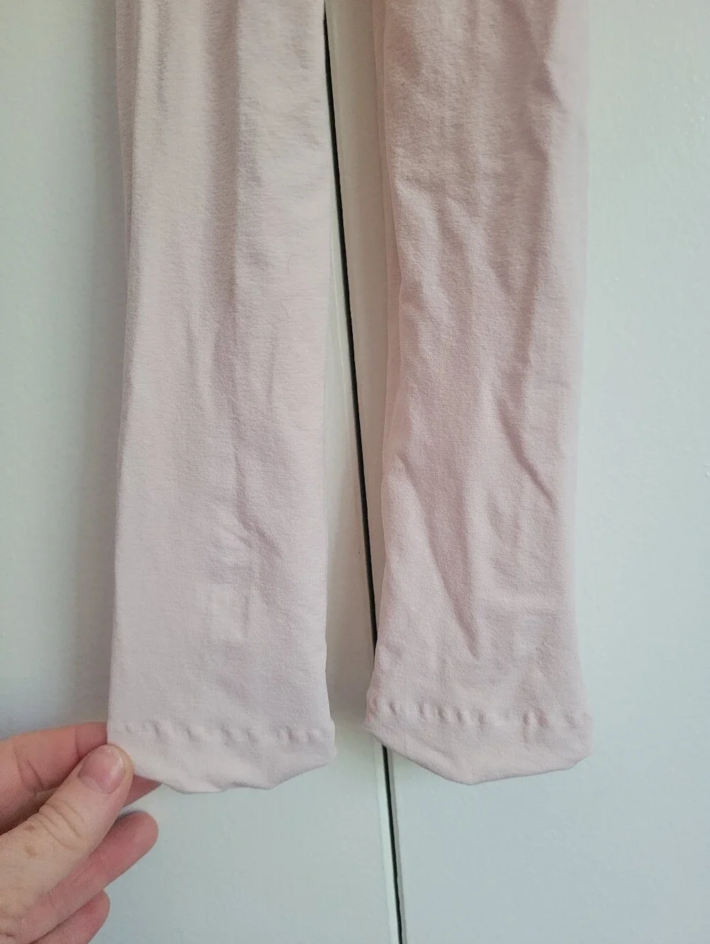 Size 5-7 Pale Pink Tights For Ballet